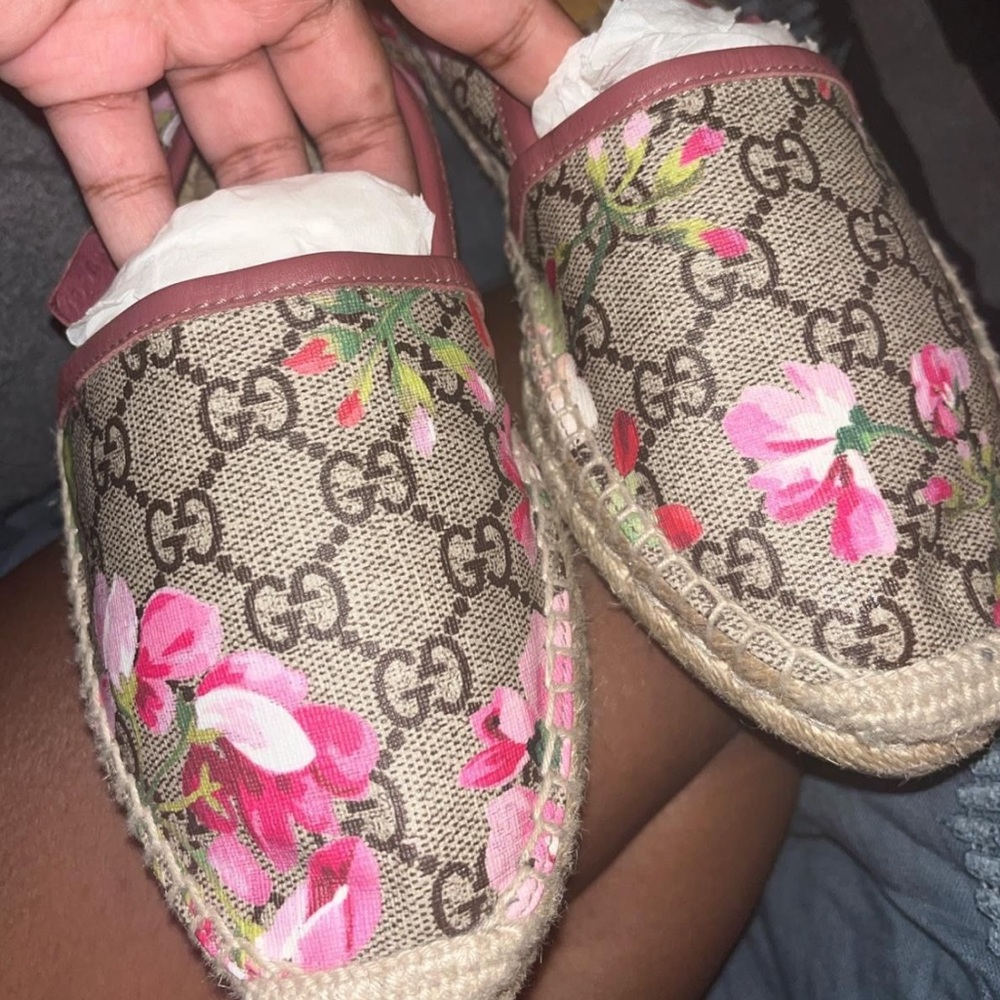 Gucci espadrilles 100% authentic